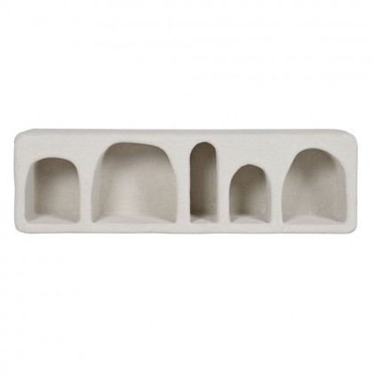 Estantería blanca de estilo ibicenco