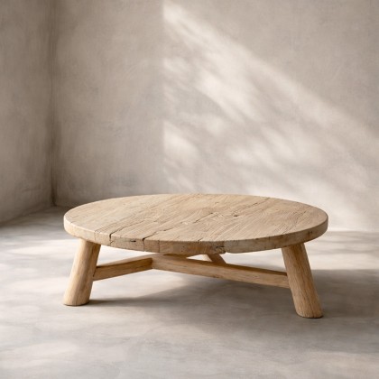mesa de centro redonda en madera lavada de olmo puerta antiguas