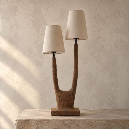 lampara tipo escultura de mesa pantalla doble lino y papel maché marrón