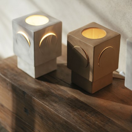 lampara de mesa blanca